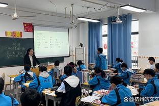 取胜之匙！骑士全队抢下18个前场板&老鹰仅6个